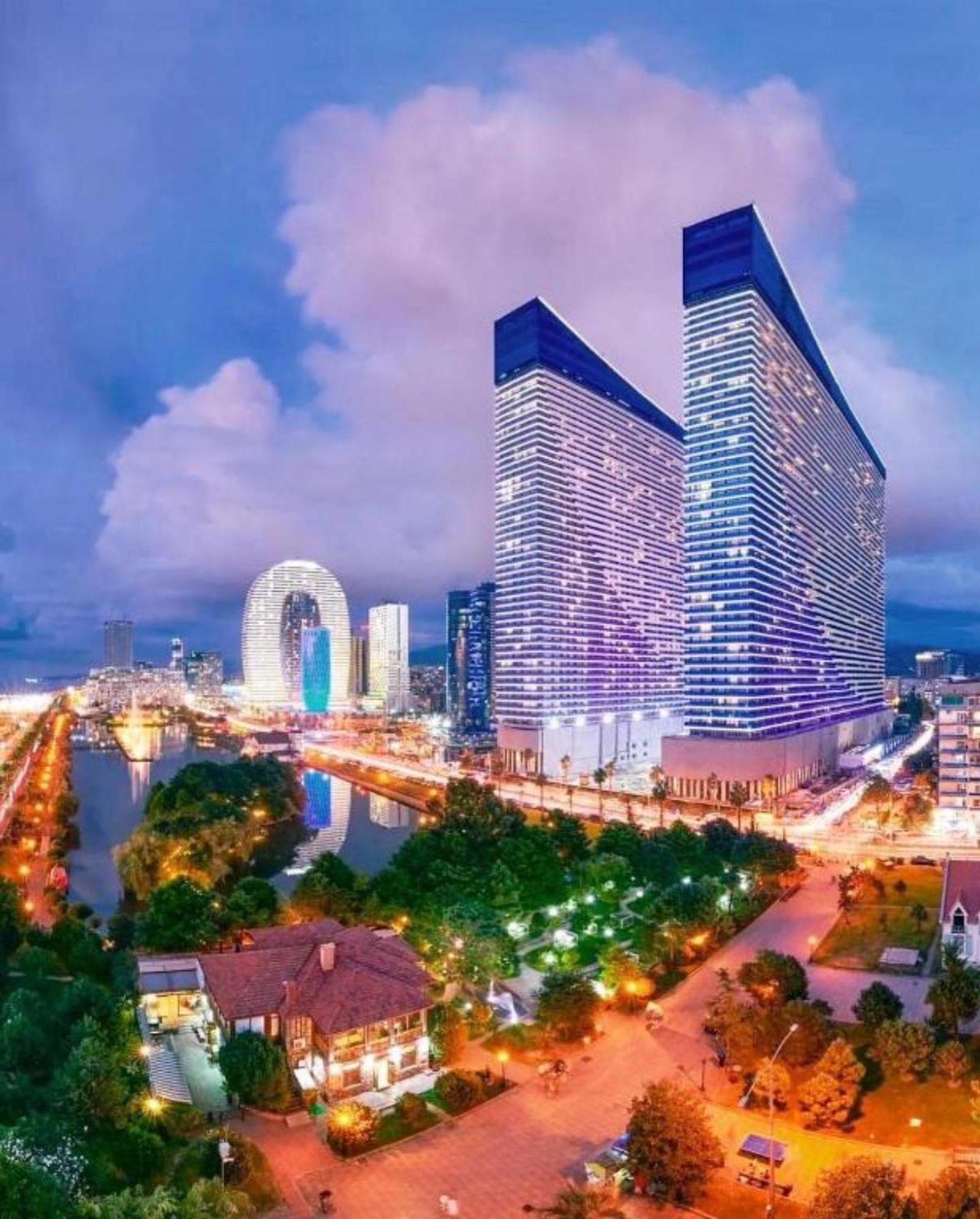 Apartmán Orbi City Panorama Vip Batumi Exteriér fotografie