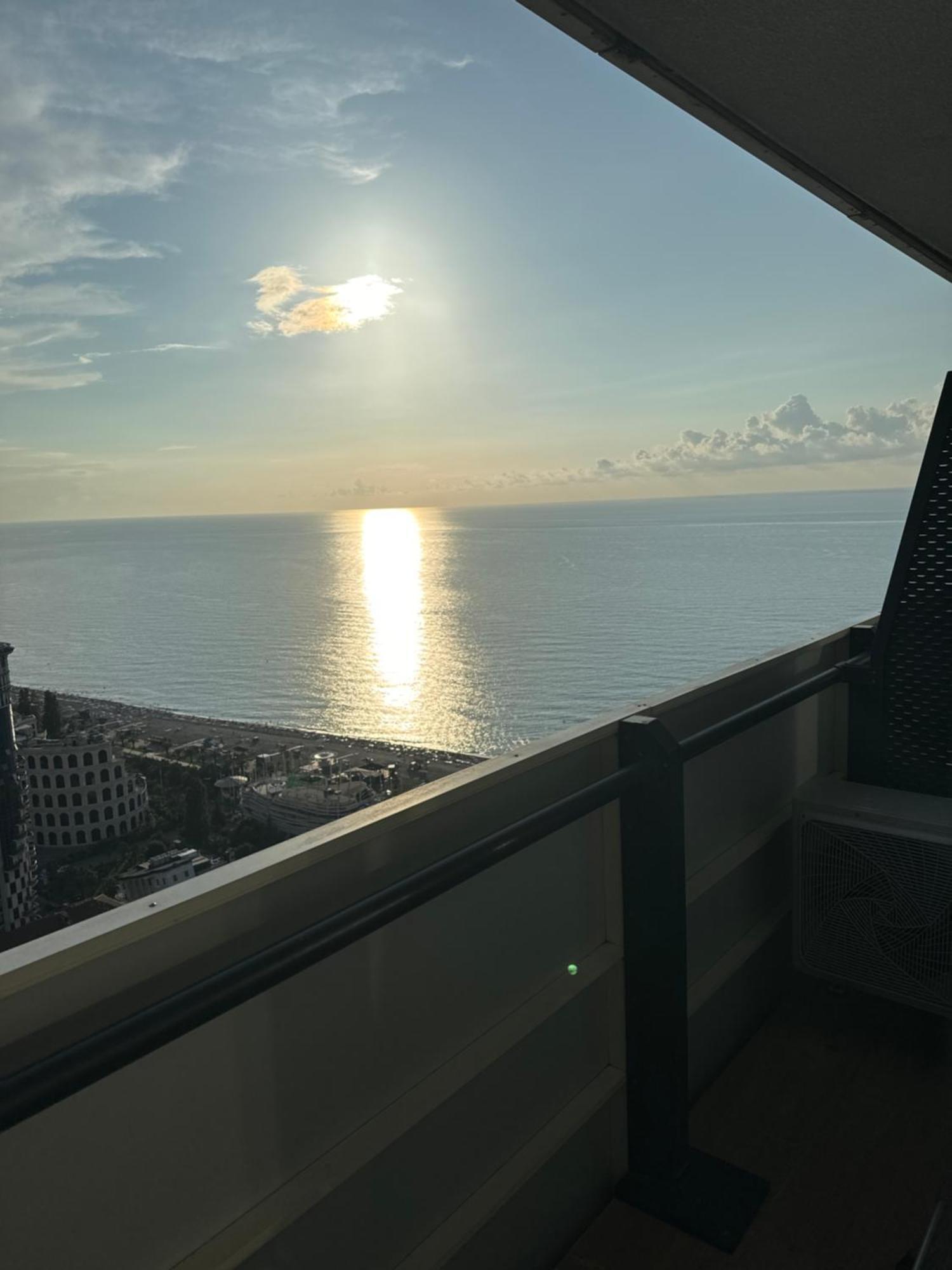 Apartmán Orbi City Panorama Vip Batumi Exteriér fotografie